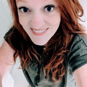 Meet your Posher, Deborah